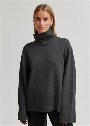 Alpha knit t-neck Charcoal Gray Second Female